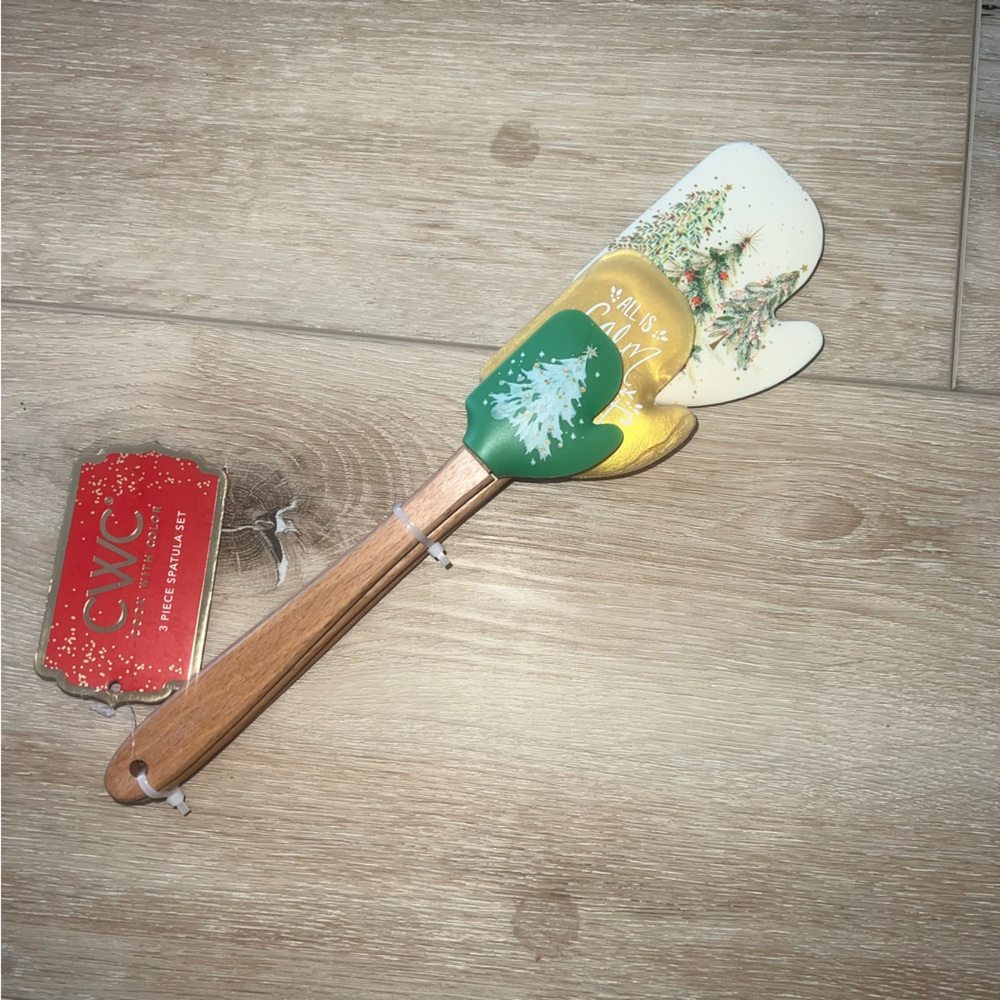 NWT Cook With Color 3 Piece Holiday spatula set